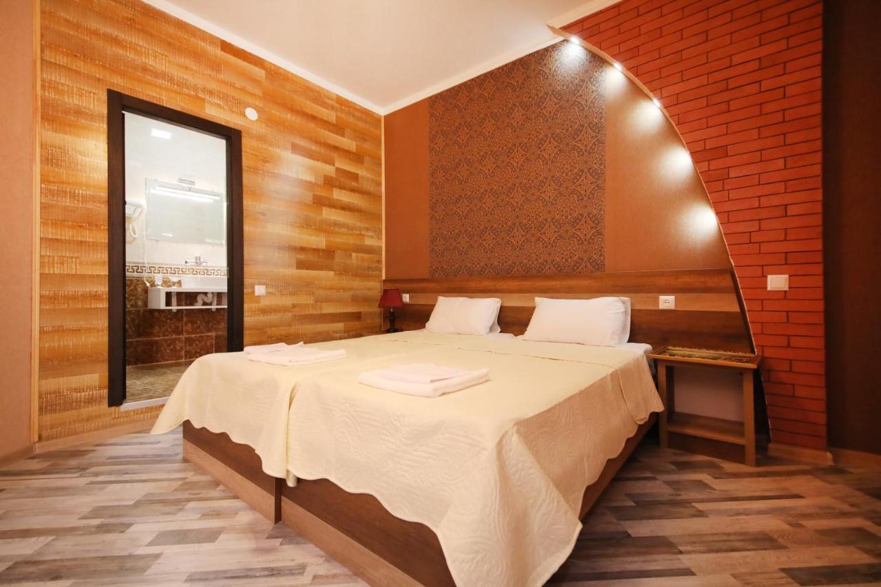 Hotel Tamari Kutaisi Exterior photo